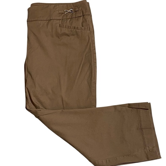 New York & Company Brown Capris - Picture 7 of 10